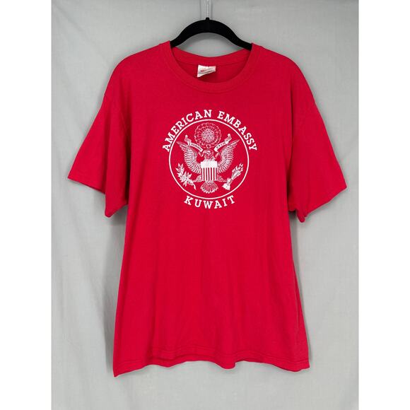 Vintage American Embassy Kuwait Shirt Mens Large Red Military Graphic Tee - Picture 1 of 5